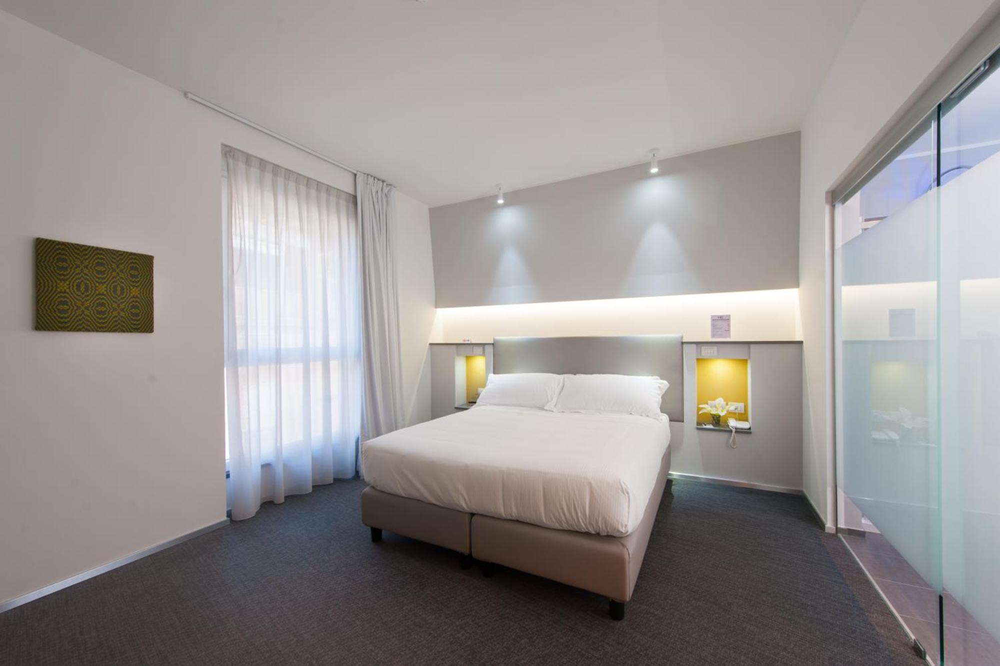 Executive Inn Boutique Hotel برينديسي الغرفة الصورة