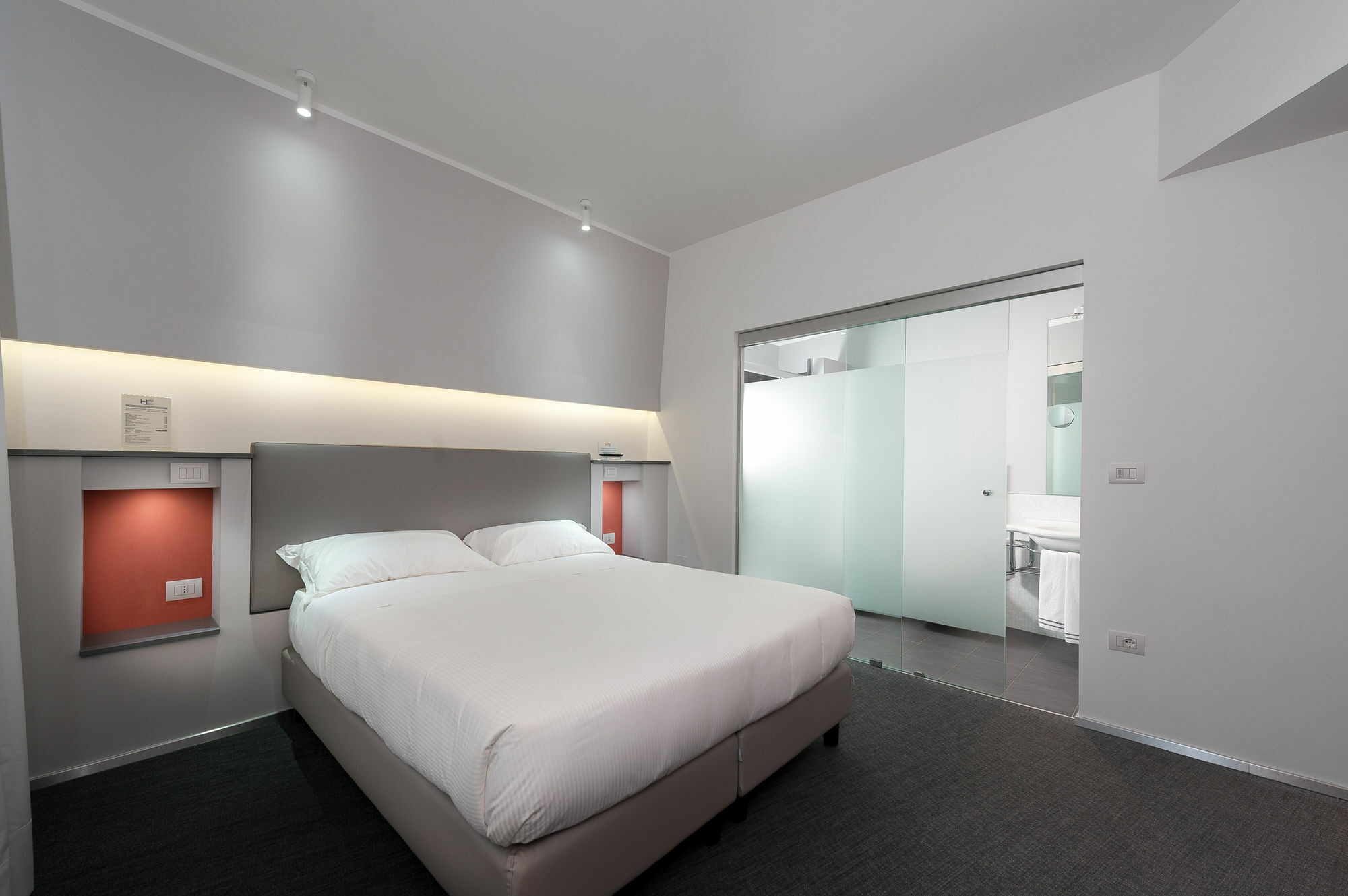 Executive Inn Boutique Hotel برينديسي المظهر الخارجي الصورة