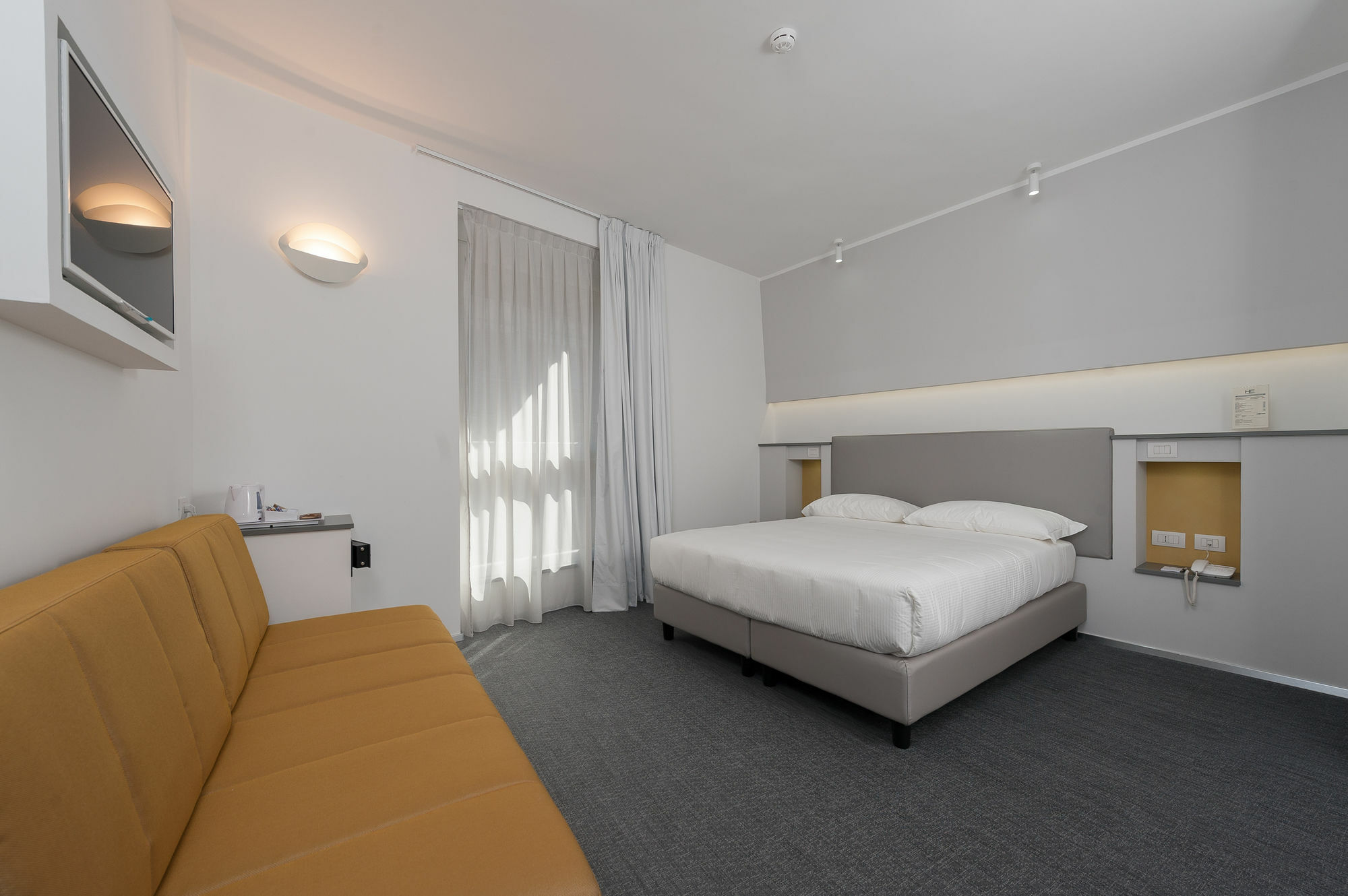 Executive Inn Boutique Hotel برينديسي المظهر الخارجي الصورة