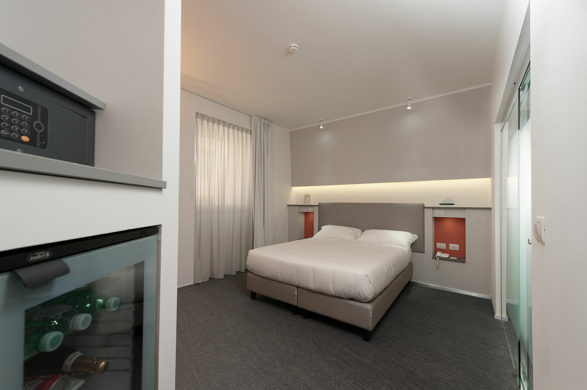 Executive Inn Boutique Hotel برينديسي المظهر الخارجي الصورة